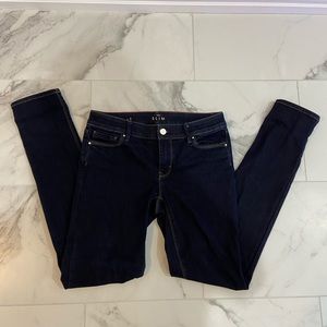 White house black market dark wash skinny jeans